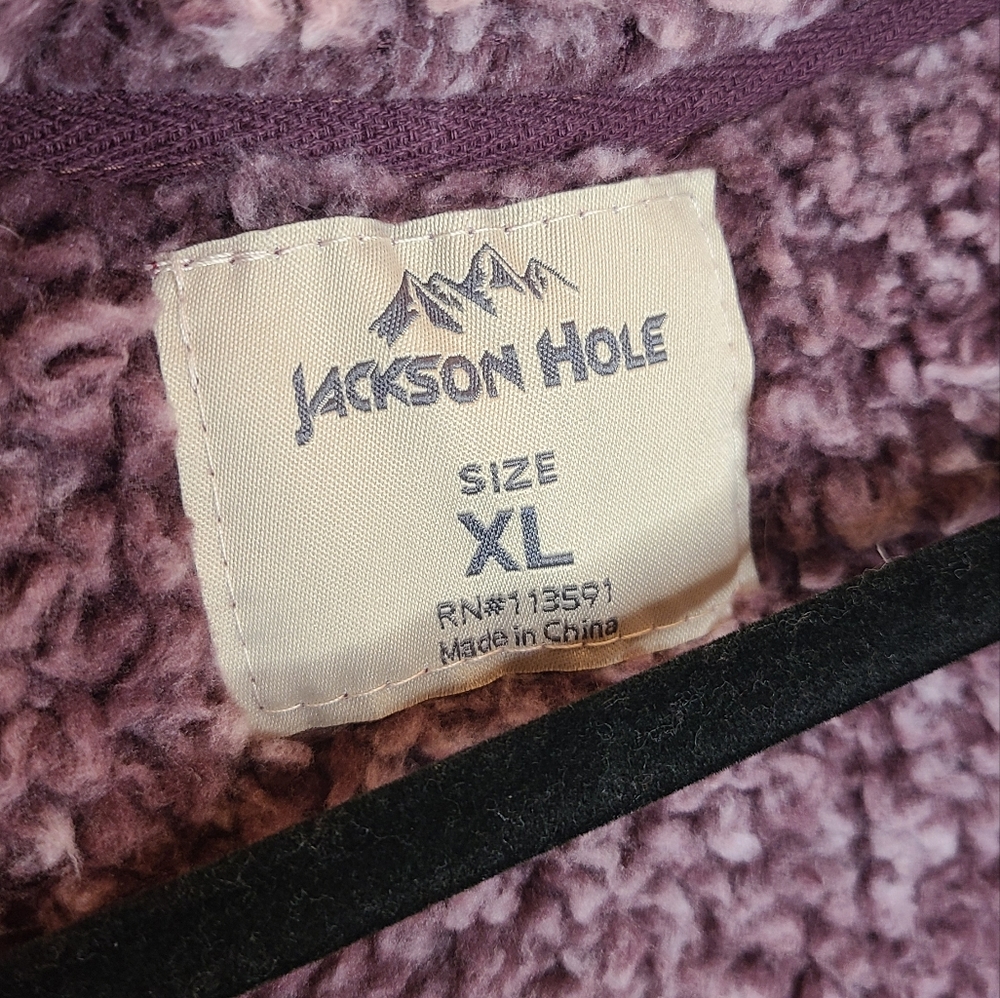 Jackson Hole Sherpa Pullover - Picture 5 of 7